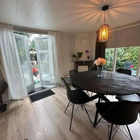 Ruim, Mooi En Modern Met Heerlijke Tuin Chalet *
