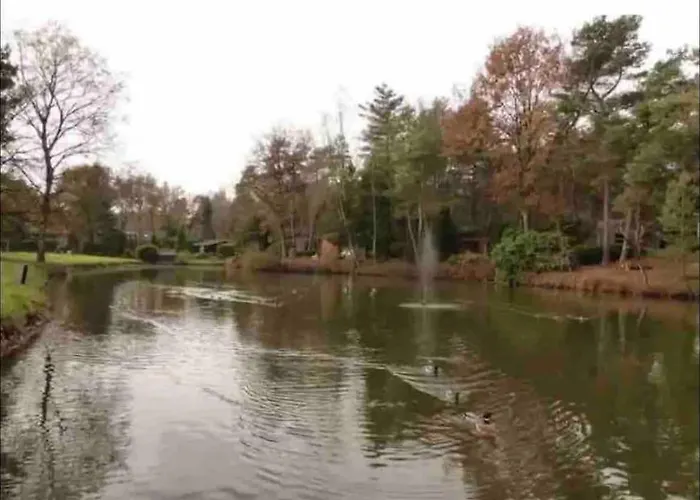 Ruim, Mooi En Modern Met Heerlijke Tuin Baarle-Nassau