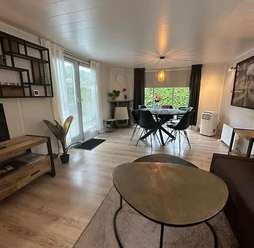 Ruim, Mooi En Modern Met Heerlijke Tuin * Baarle-Nassau