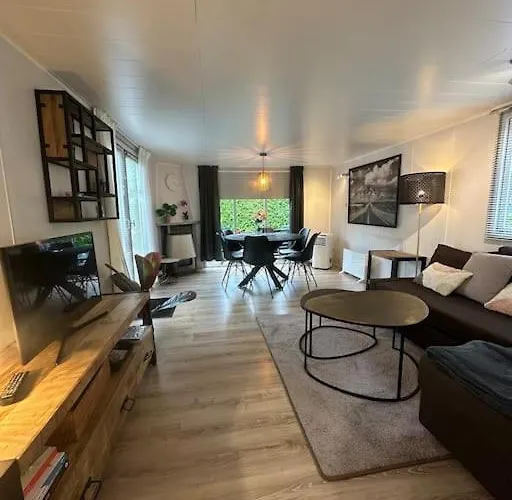 Ruim, Mooi En Modern Met Heerlijke Tuin *