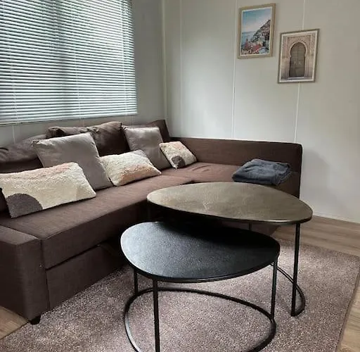 Ruim, Mooi En Modern Met Heerlijke Tuin Барле-Нассау